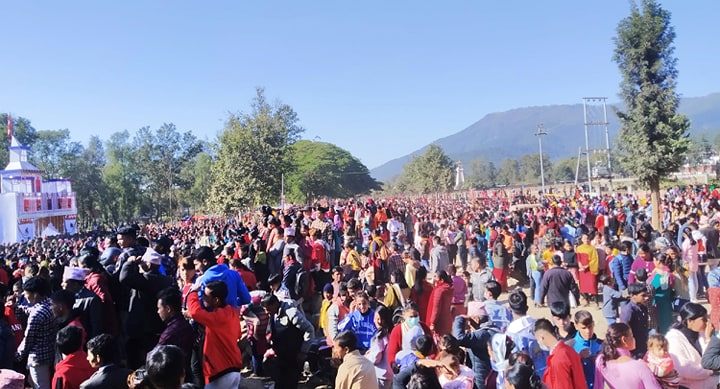 अव्यवस्थित भीड नियन्त्रण गर्न ‘हम्मे हम्मे’