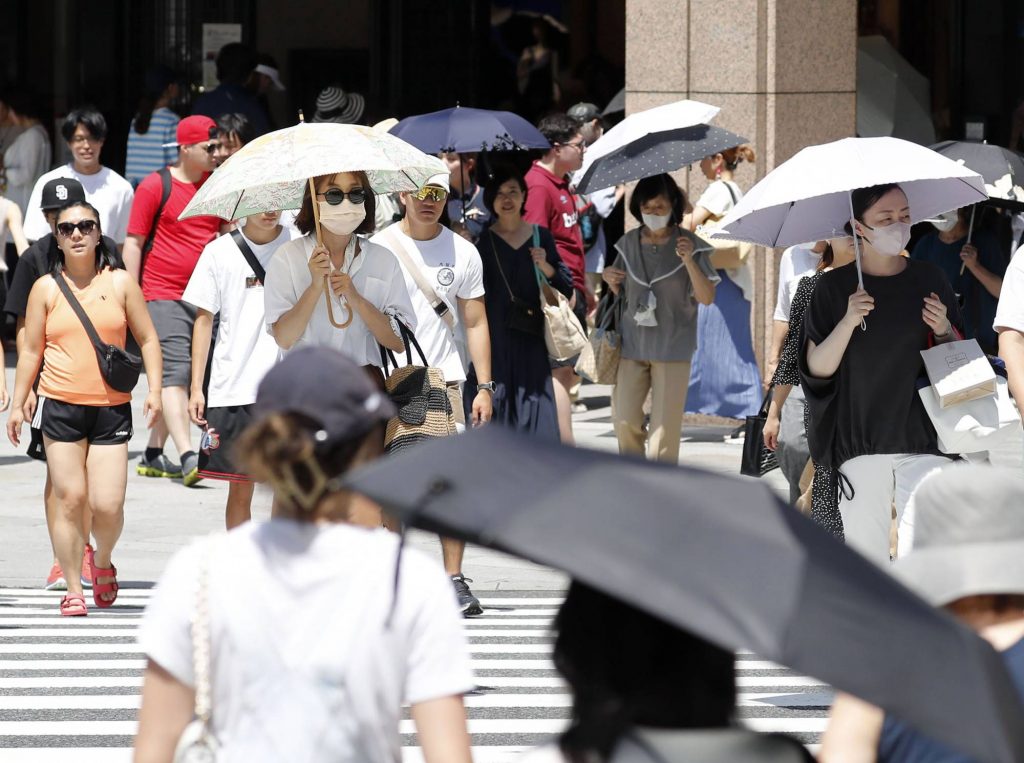 जापानमा बेमौसमी तापक्रम बढ्यो