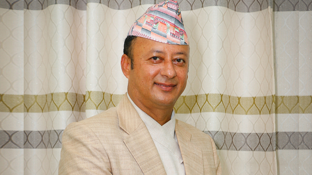 पूर्वमन्त्री दीपक खड्का पक्राउ
