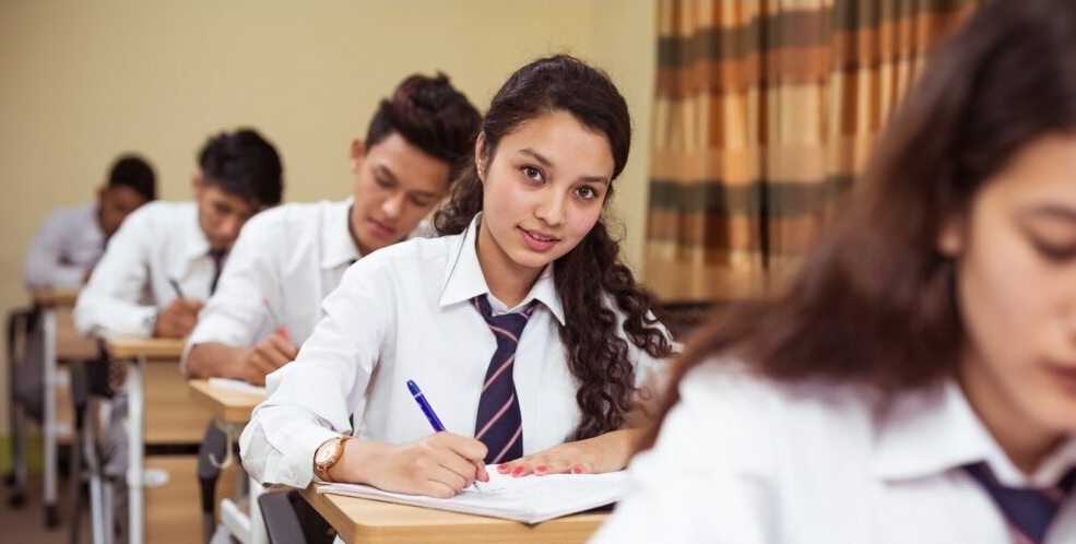 यस वर्षको माध्यमिक शिक्षा परीक्षा (एसइई) परीक्षा दिने छात्र भन्दा छात्रा बढी